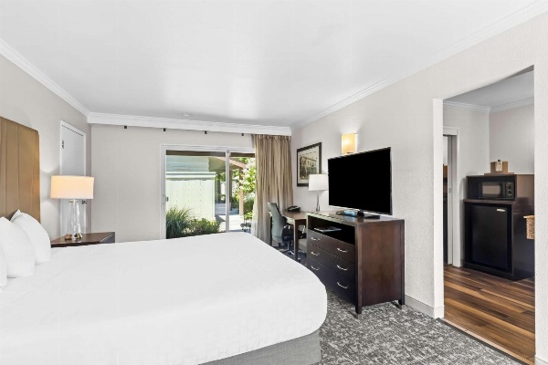 Best Western Garden Inn Main image